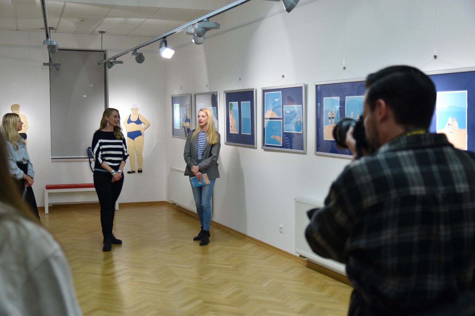 PRELOG Otvorena samostalna izložba ‘Godišnji’ akademske umjetnice Marine Ćorić