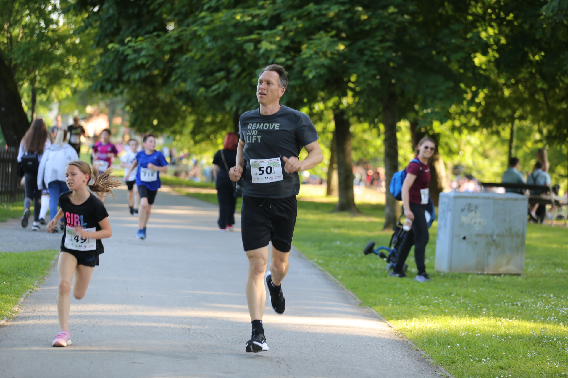 VELIKA FOTOGALERIJA Utrka grada Čakovca – trčali u humanitarne svrhe