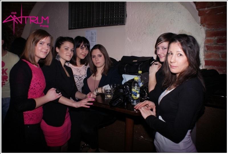 slika0034 Antrum (Subota, 5.1.2013.) slika0034 Antrum (Subota, 5.1.2013.)