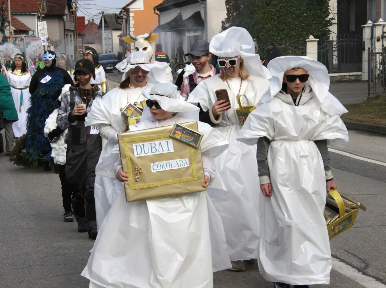 fašnik Mala Subotica 20205 (16) fašnik Mala Subotica 20205 (16)