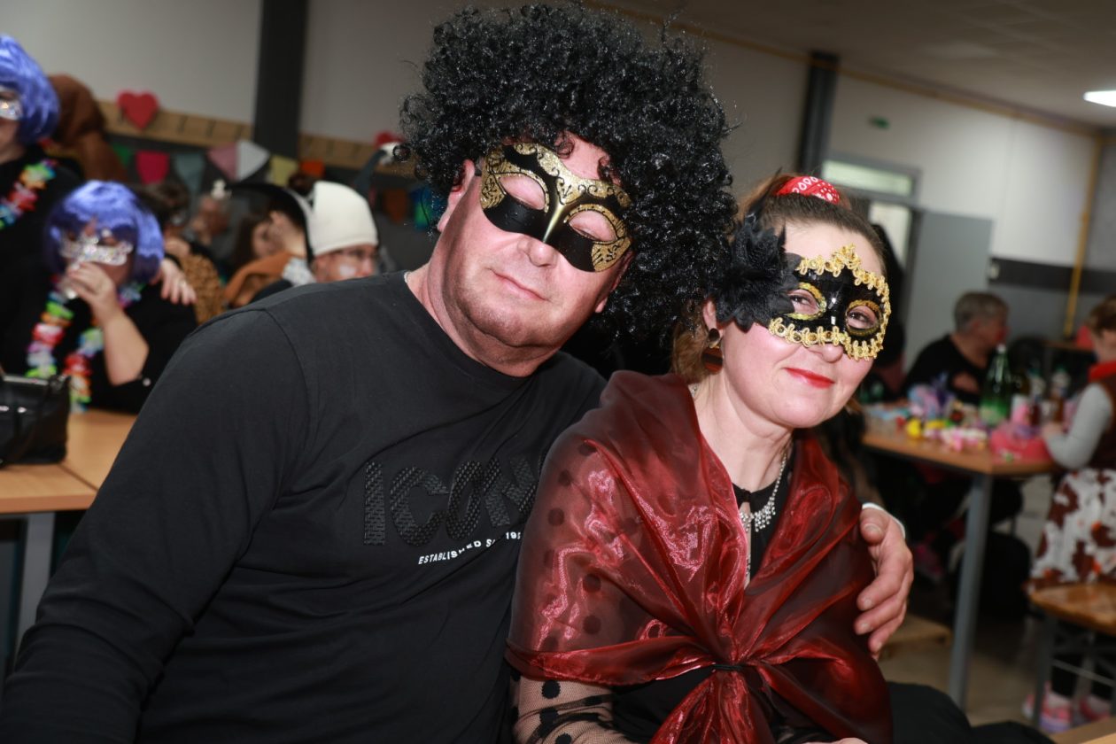 fašnik Podbrest (28) fašnik Podbrest (28)