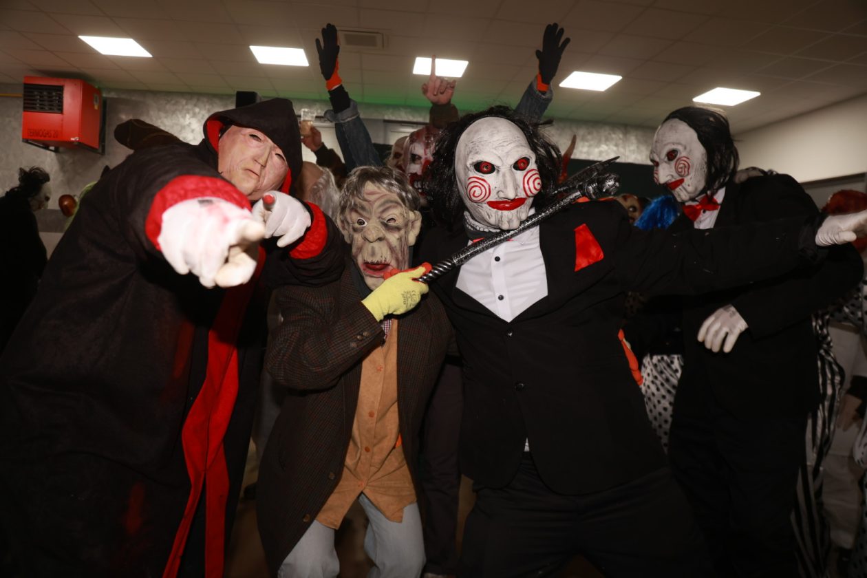 fašnik Podbrest (45) fašnik Podbrest (45)