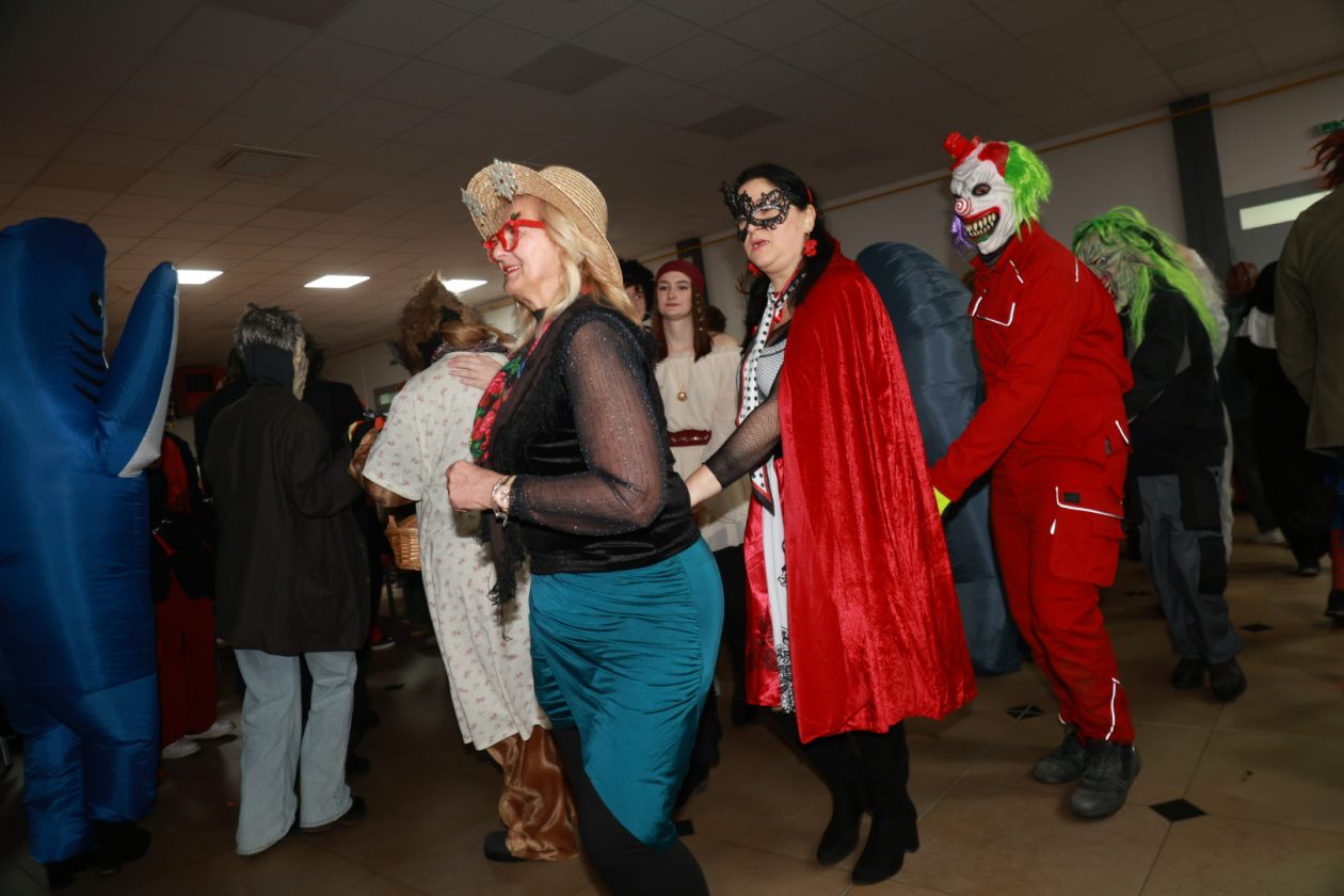 fašnik Podbrest (49) fašnik Podbrest (49)