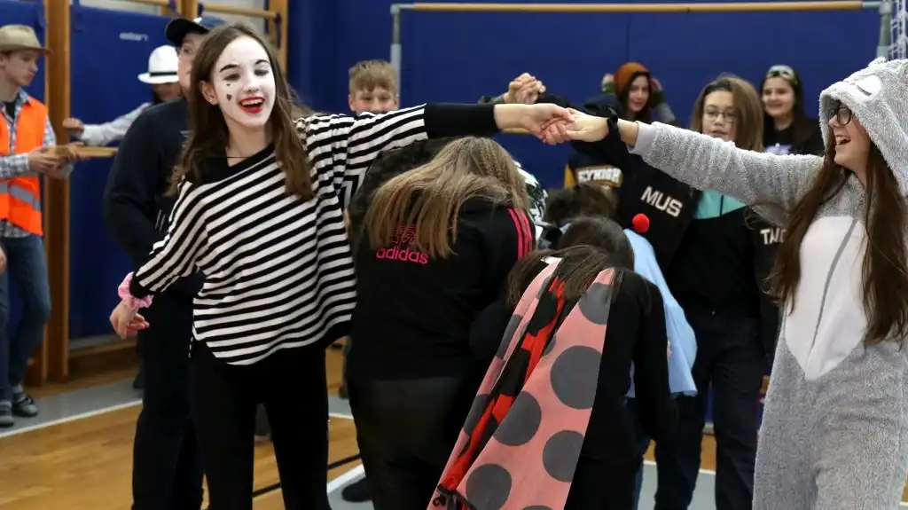 fašnik, oš ivana gorana kovačića (2)