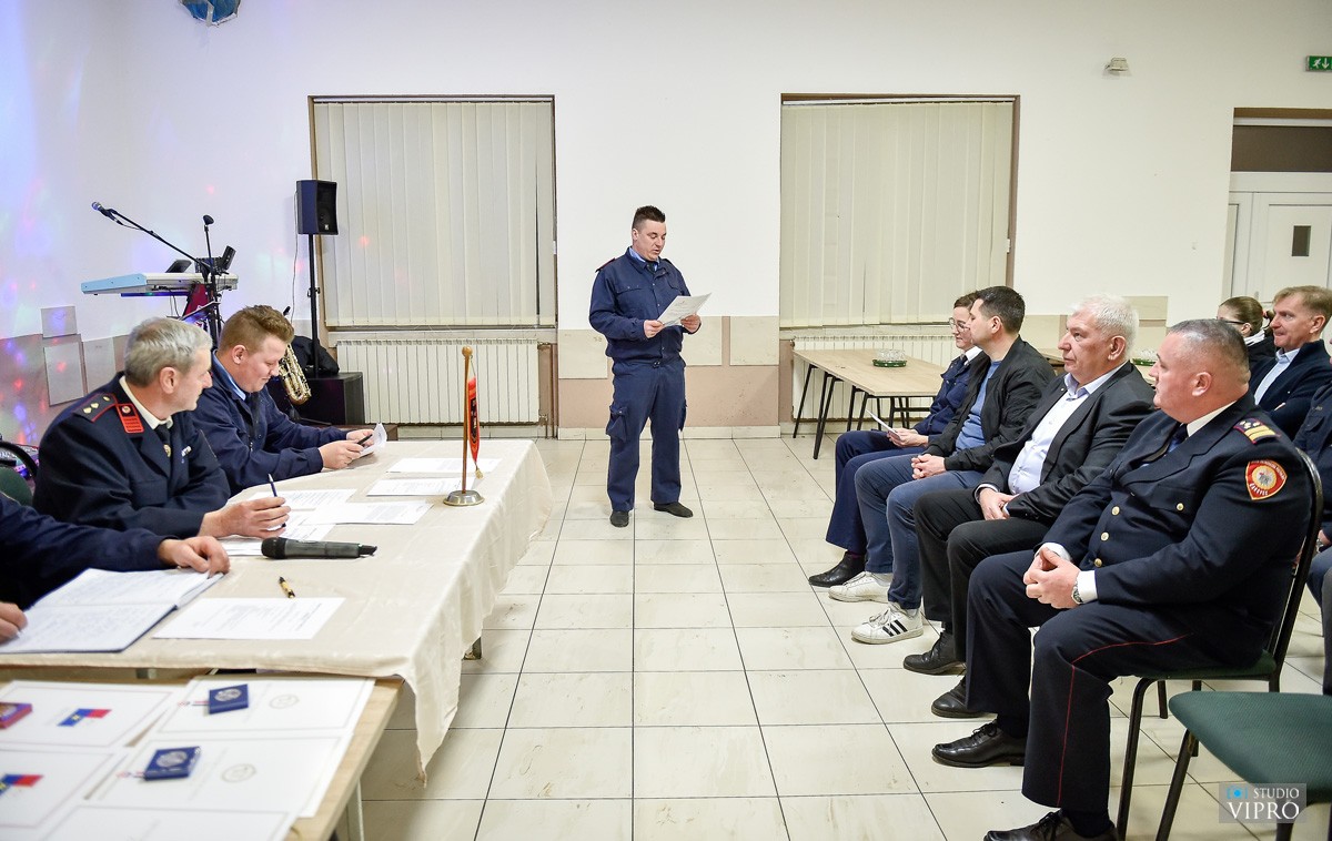 Redovnu skupštinu održali vatrogasci iz Oporovca