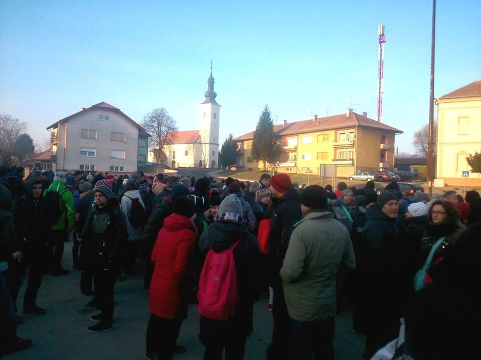 1257373710963425437340552268715