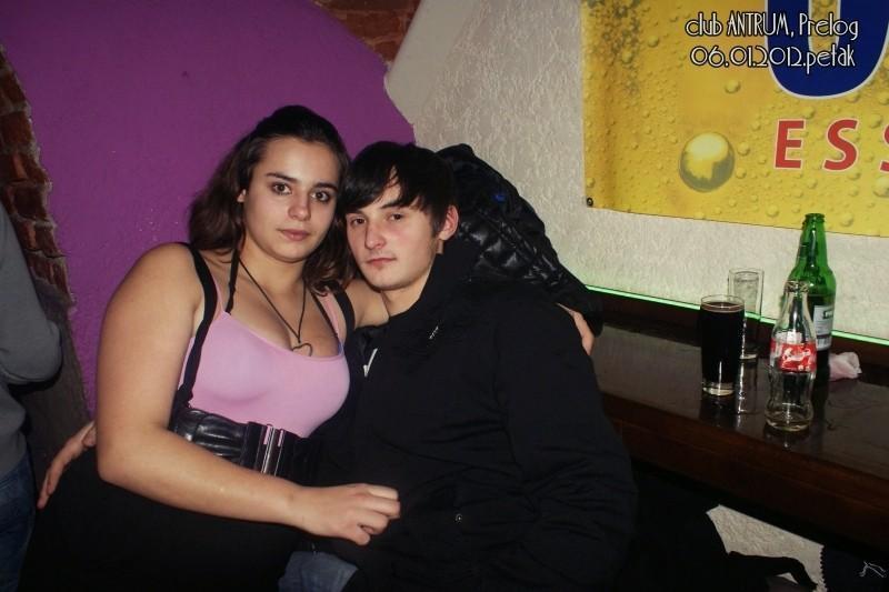 slika0024 Antrum (Petak, 6.1.2012) slika0024 Antrum (Petak, 6.1.2012)