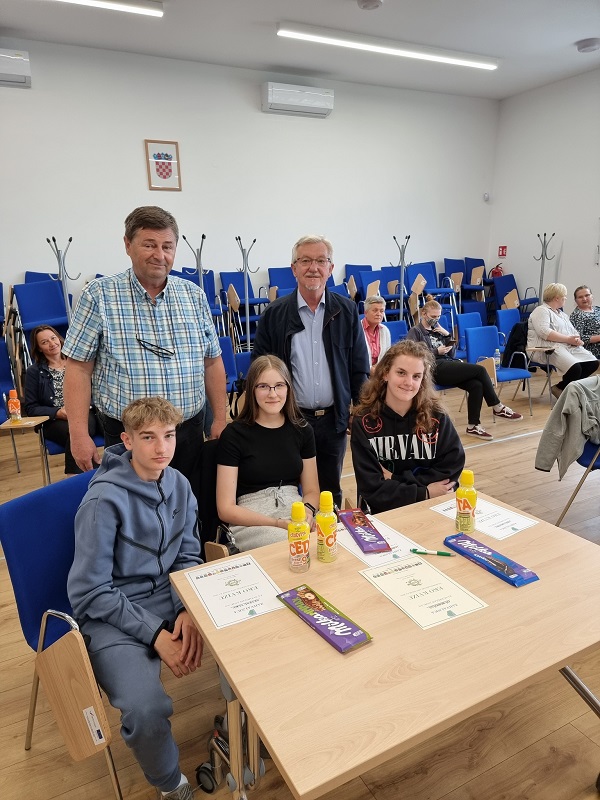 PRELOG Učenici Osnovne škole Hodošan pobjednici devetog Eko kviza