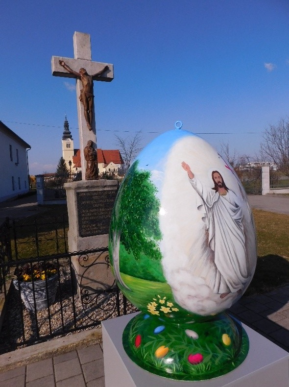 Nedelišće dobilo veliku uskrsnu pisanicu!
