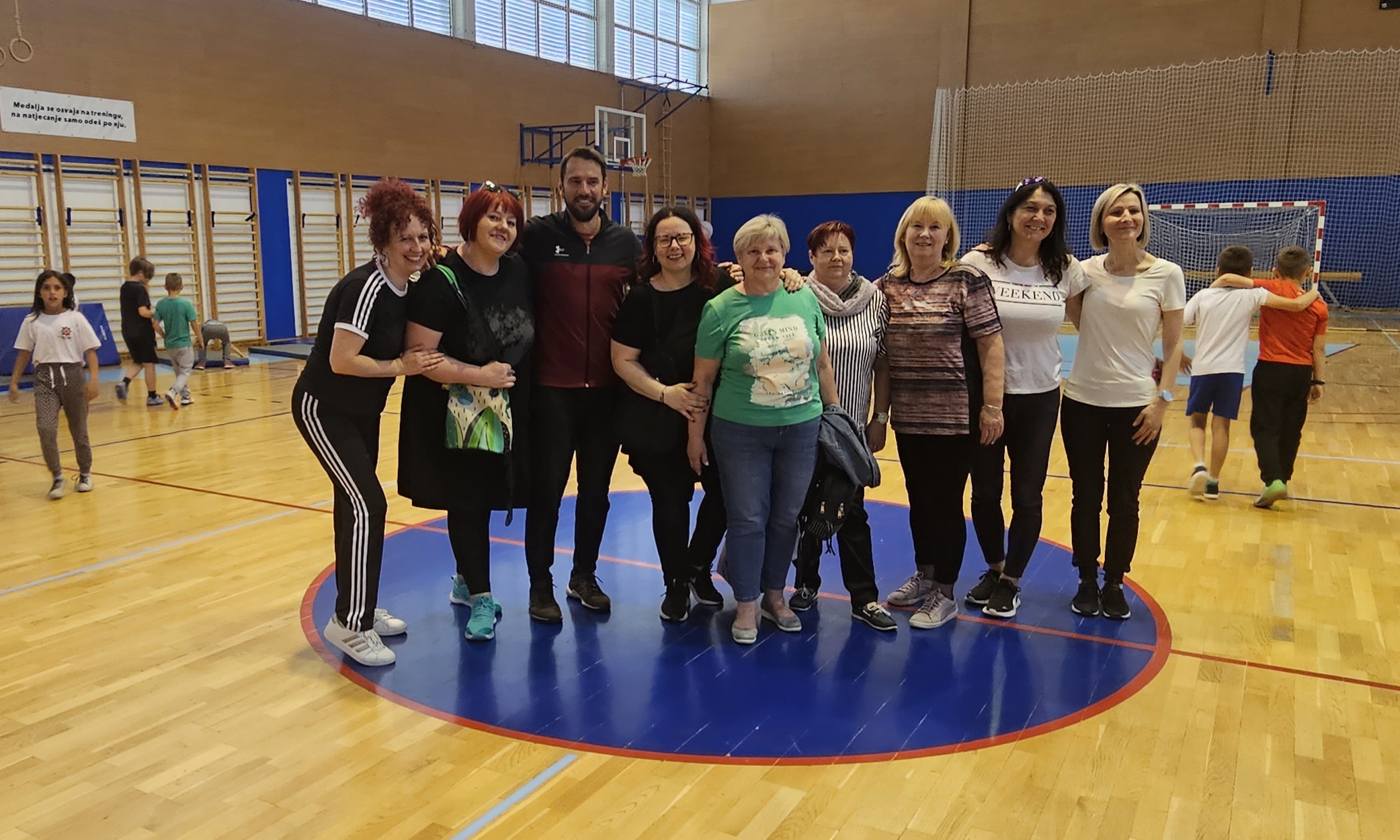 DOPUTOVALI VLAKOM Učenici i učitelji iz Kotoribe ugostili učenike iz Čakovca i Novog Sela Rok DOPUTOVALI VLAKOM Učenici i učitelji iz Kotoribe ugostili učenike iz Čakovca i Novog Sela Rok