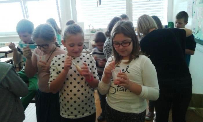 largeimg2027671982850