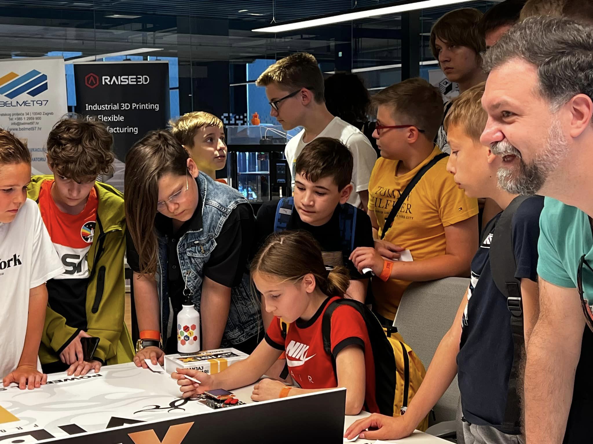 MLADI ROBOTIČARI Rahela, Eugen, Max i Vito sudjelovali na Danu inovacija u Zagrebu