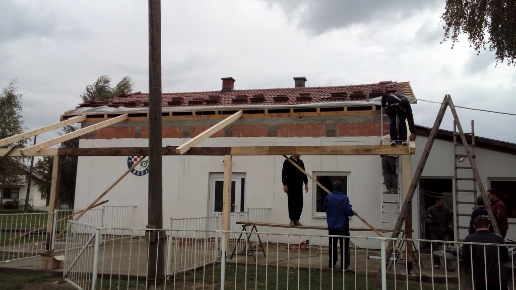 20150926140353914036