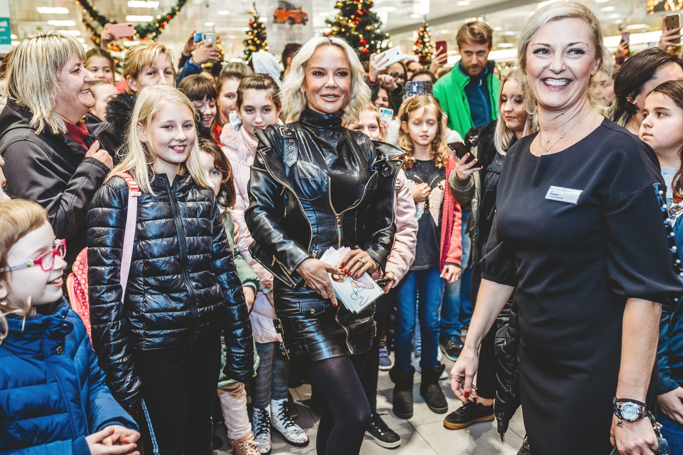 Maju Šuput u Galeriji Sjever dočekali brojni obožavatelji