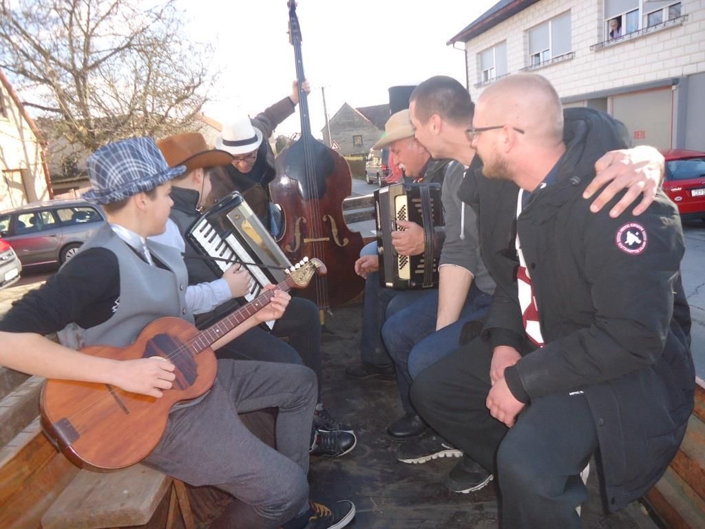 maskarestrah12923333