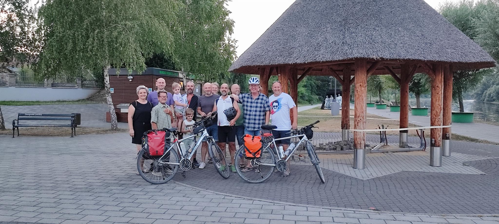 AVANTURA PREKO POLA EUROPE Biciklisti se još jednom vratili u Mursko Središće