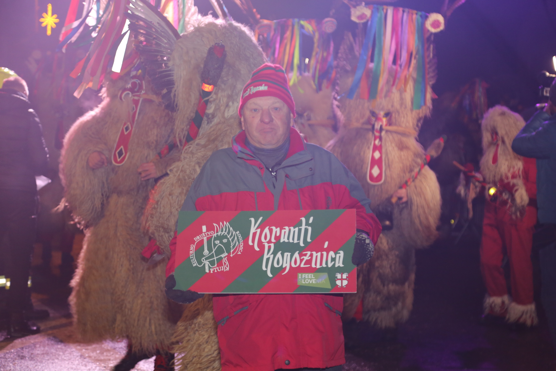 BILO JE ZANIMLJIVO Svetomartinski Krampuslauf opet oduševio brojne posjetitelje BILO JE ZANIMLJIVO Svetomartinski Krampuslauf opet oduševio brojne posjetitelje