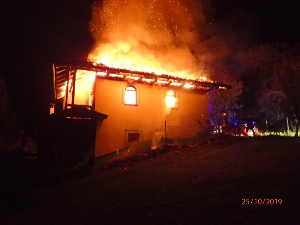 Požar na vikendici u Lopatincu