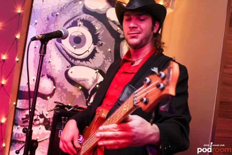 slika0023 Podroom (Petak, 21.12. – Komedija)