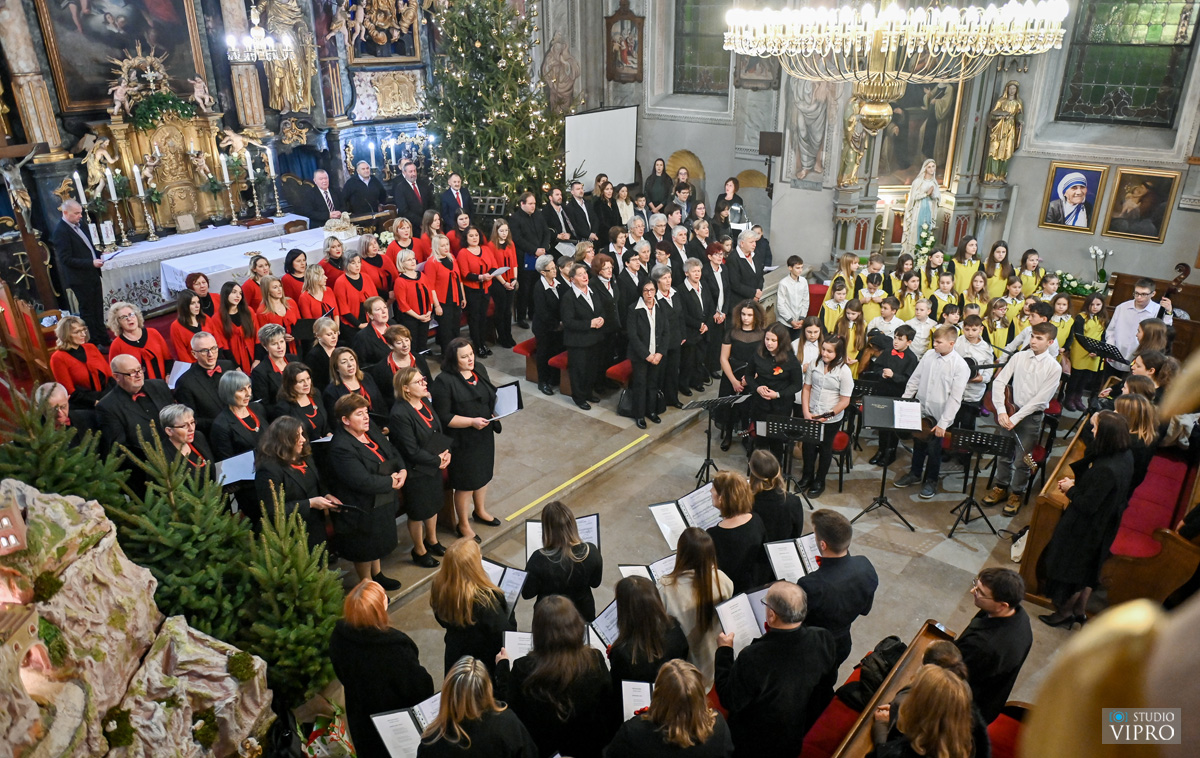 Održan tradicionalni božićni koncert svih zborova s područja Grada Preloga
