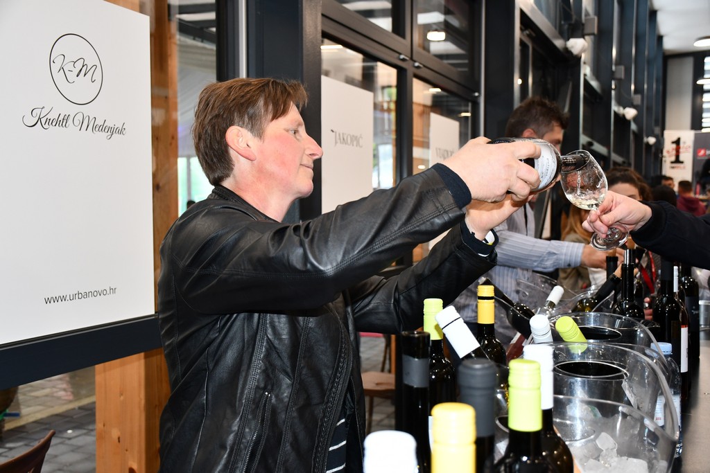 Urbanovo, otvorenje Urbanovo, otvorenje