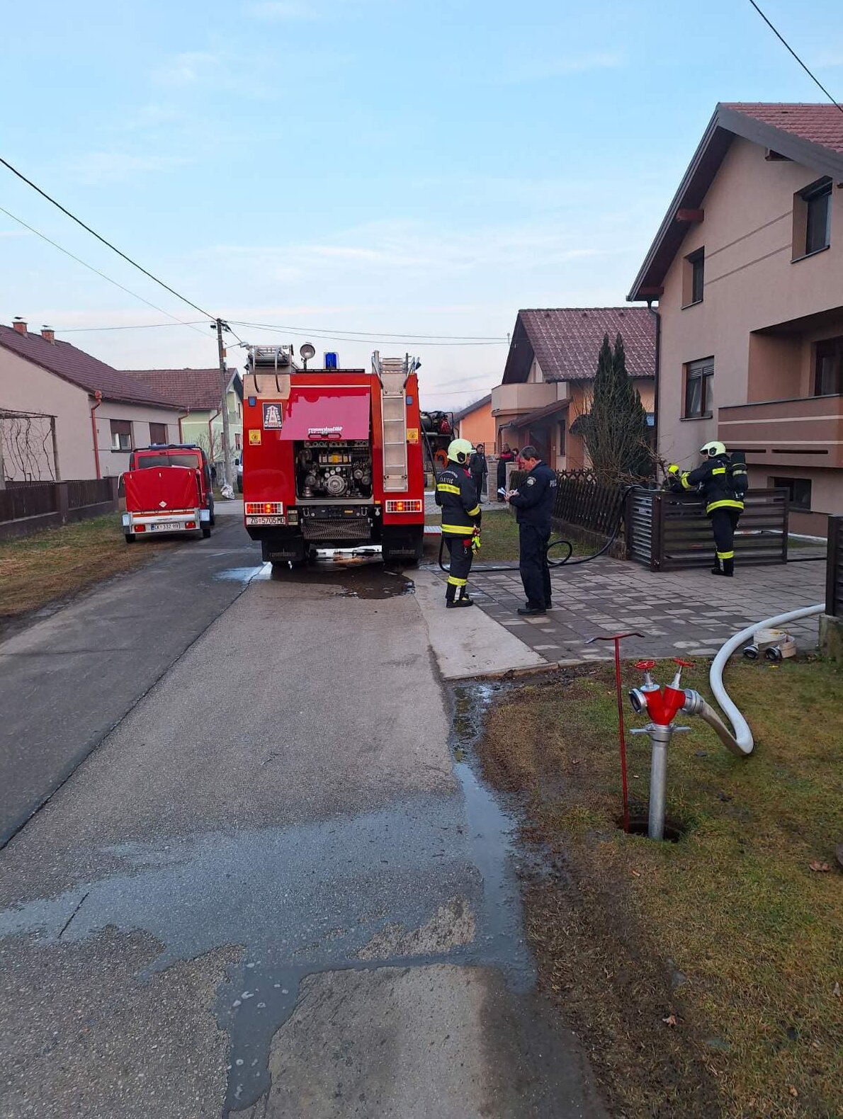 DUNJKOVEC Gorjela je kuća, vatrogasci ubrzo ugasili požar