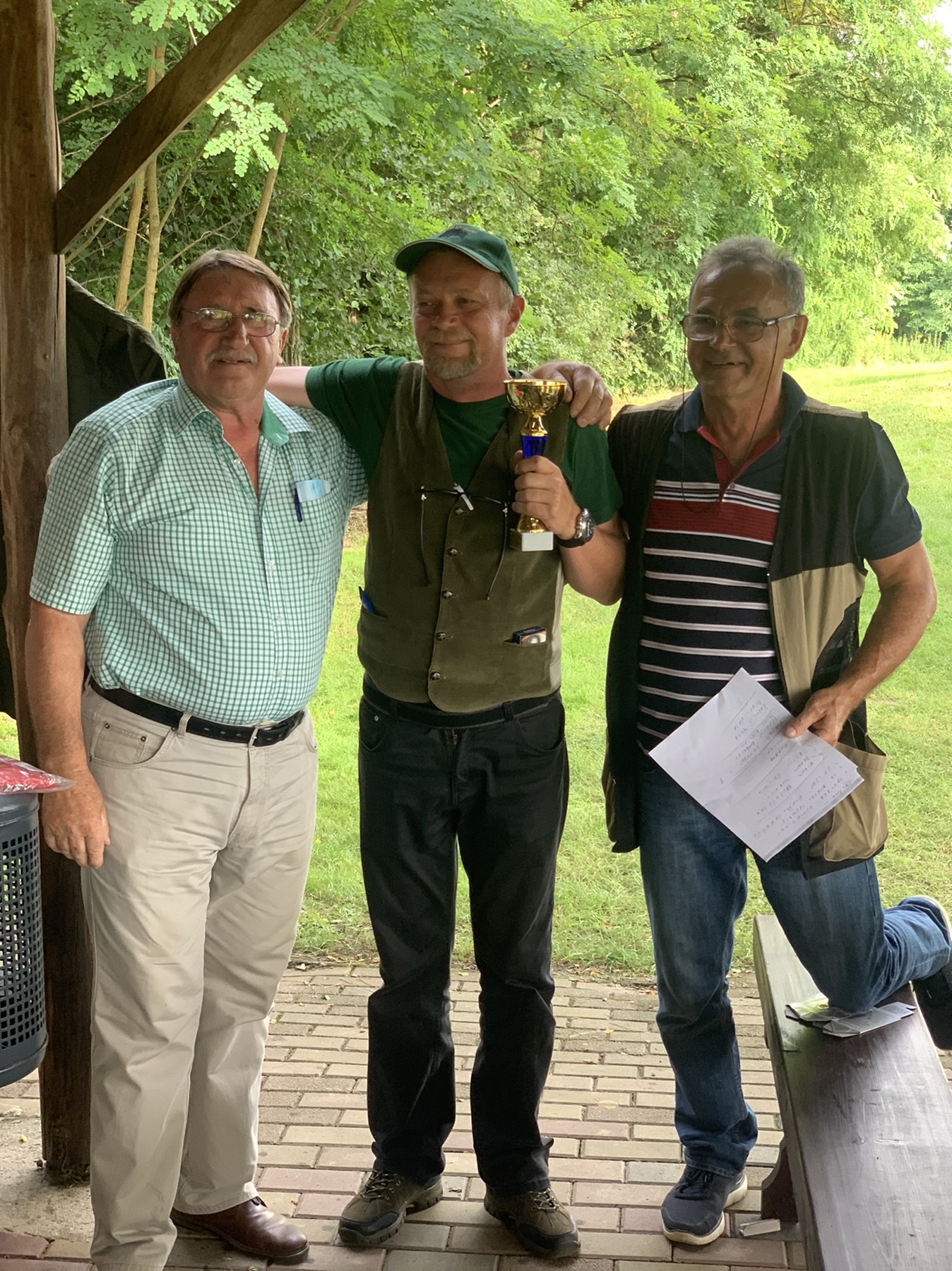 MEĐIiMURSKA LIGA STRIJELACA LD Jastreb Domašinec prvi ekipno, a Mladen Srnec pojedinačno MEĐIiMURSKA LIGA STRIJELACA LD Jastreb Domašinec prvi ekipno, a Mladen Srnec pojedinačno