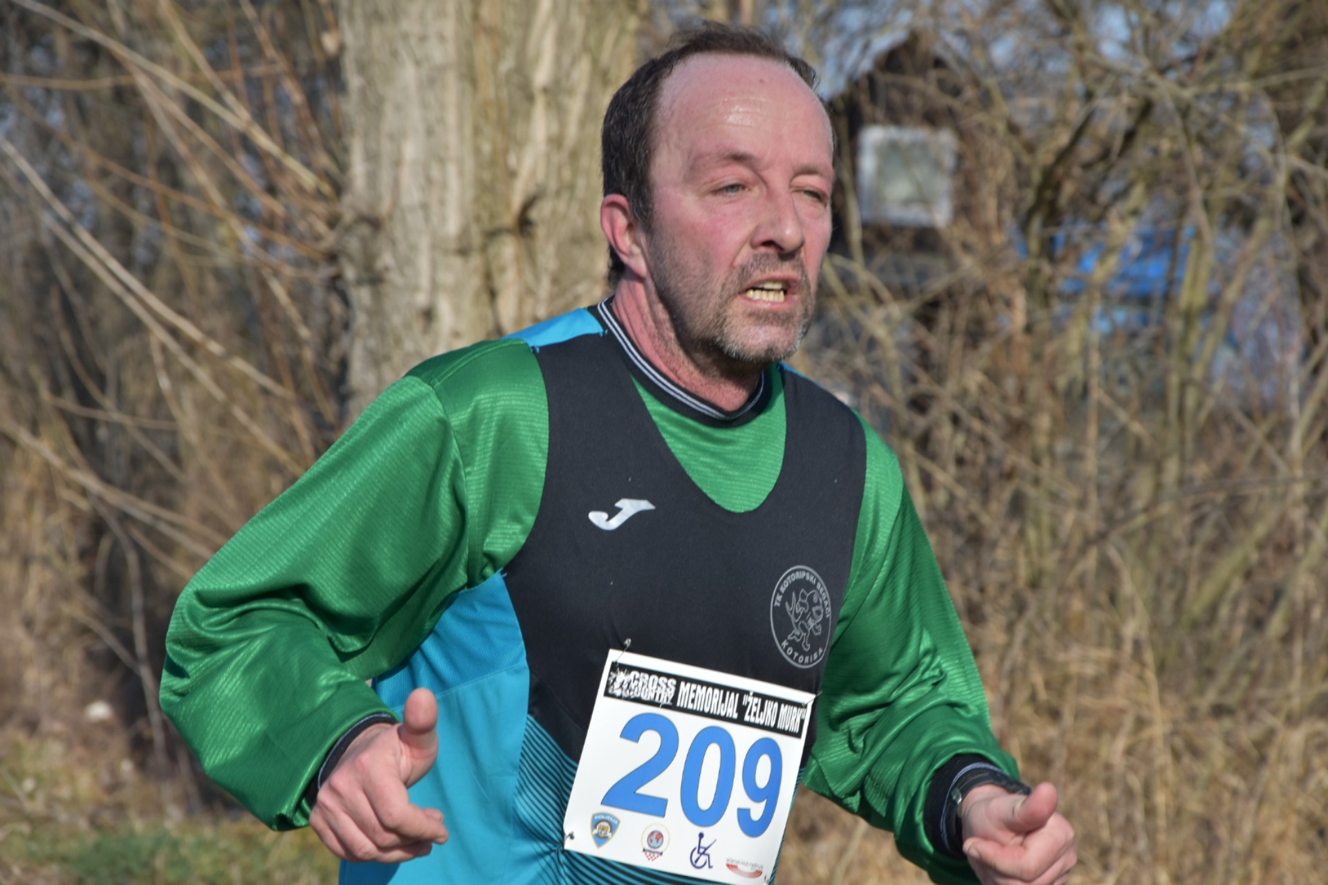 HUMANITARKA UZ DRAVU Kros utrka u čast stradalog policajca Željka Murka