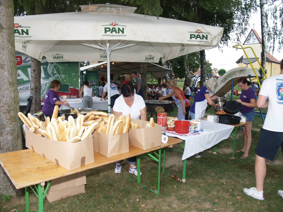 1189123716096008392937938569588