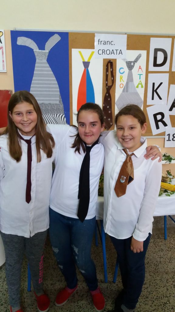 20161018121904928705