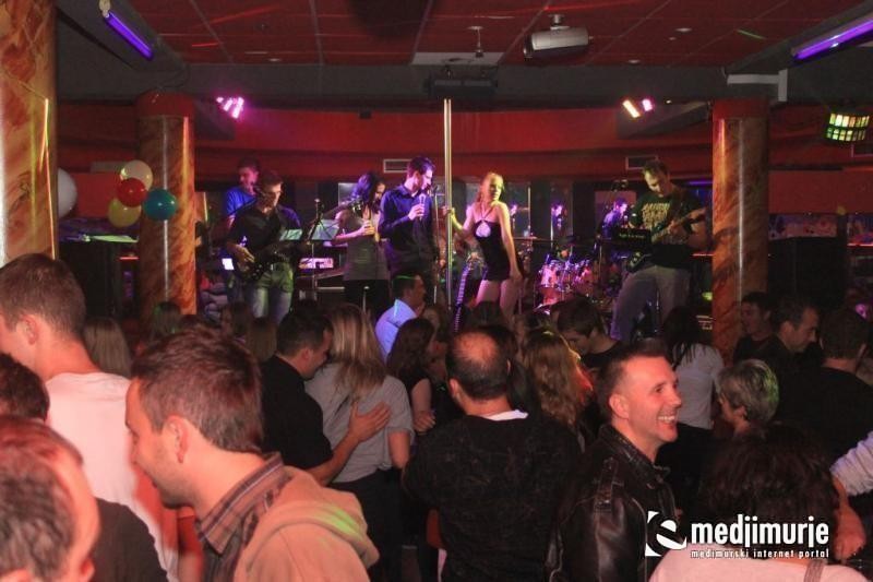 slika0098 Maraton (Subota, 8.10.2011) slika0098 Maraton (Subota, 8.10.2011)