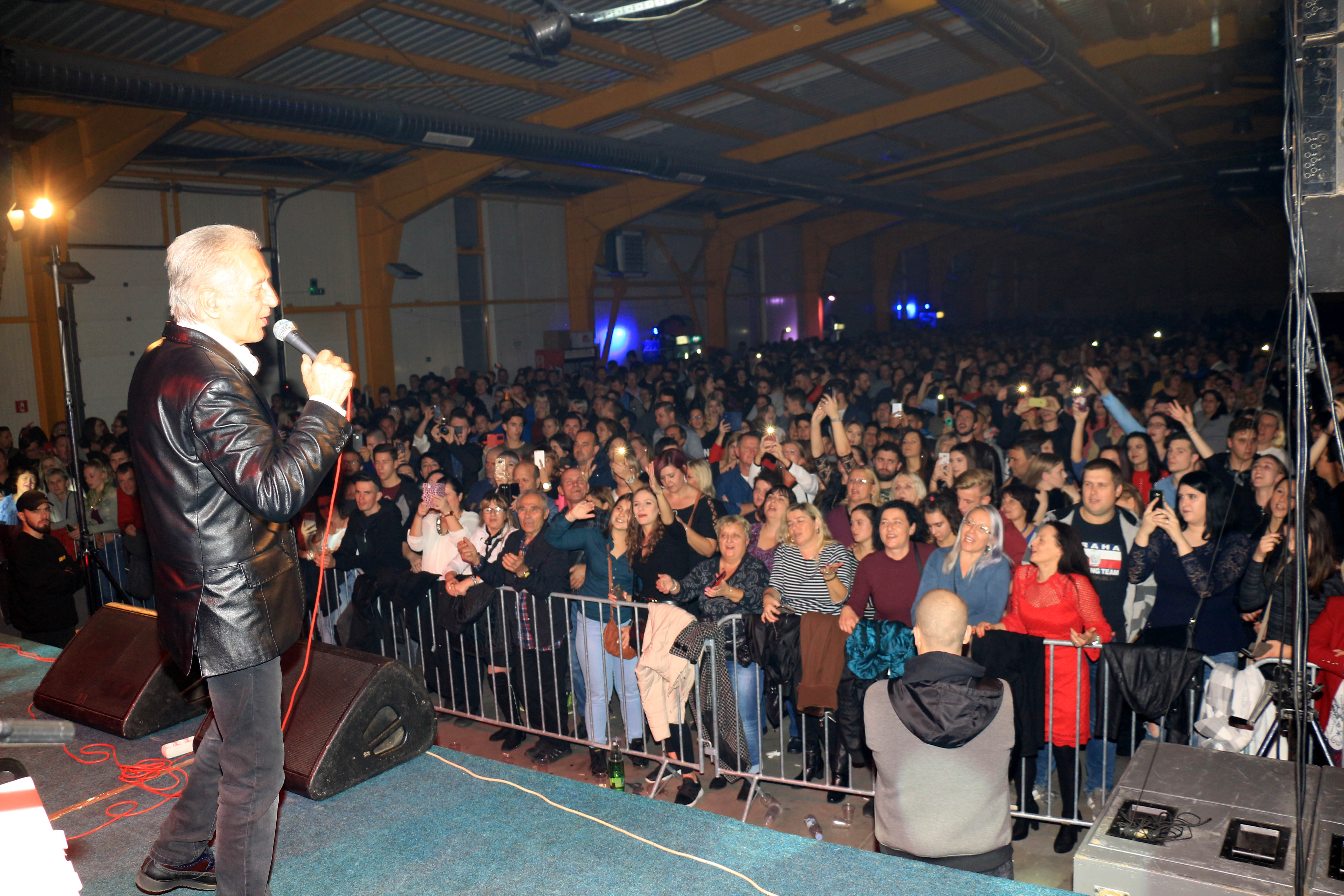 Miroslav Ilić i Kumovi na MESAP-u u Nedelišću