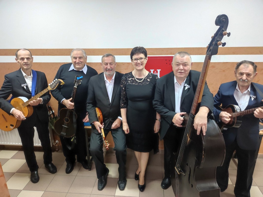 Majčin dan u Podbrestu