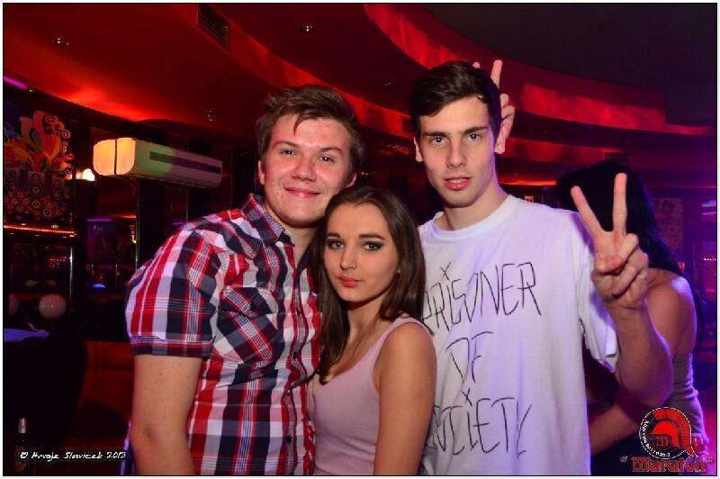 PIC00008 Maraton (Petak, 20.12.2013. – Coyotes show) PIC00008 Maraton (Petak, 20.12.2013. – Coyotes show)