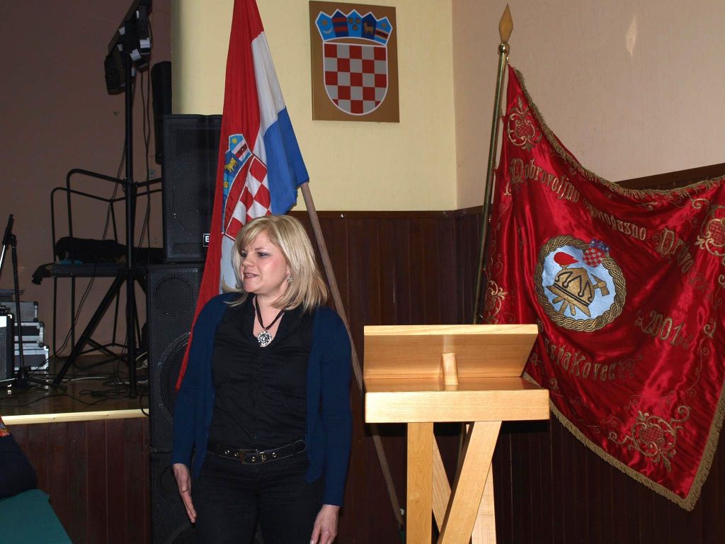 dvddpustakovec04935785