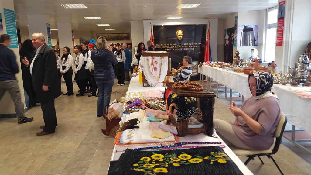 1357553183116758035171243177818