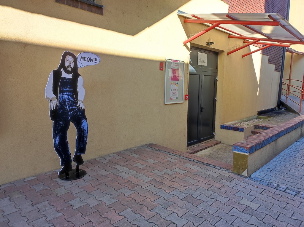 INSTALACIJE Chuch Norris, Branko Lustig, David Bowie samo su neke od ličnosti koje možete zateći u središtu Čakovca!