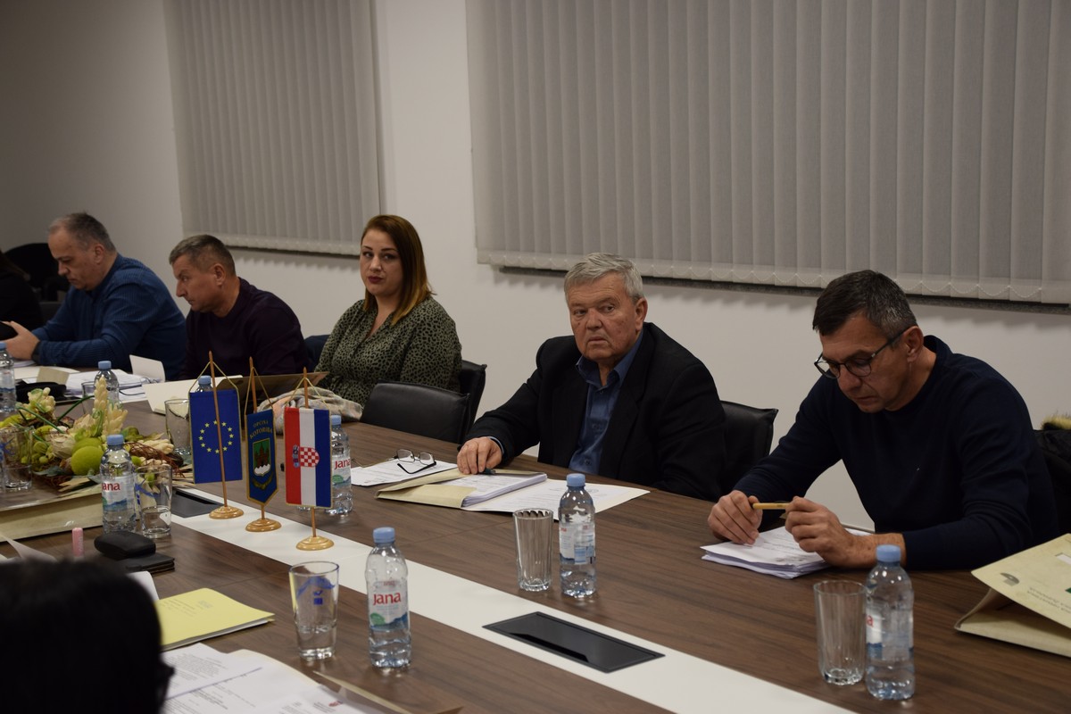 OPĆINSKO VIJEĆE KOTORIBE Usvojen proračun, spomenuti i problemi u mjestu