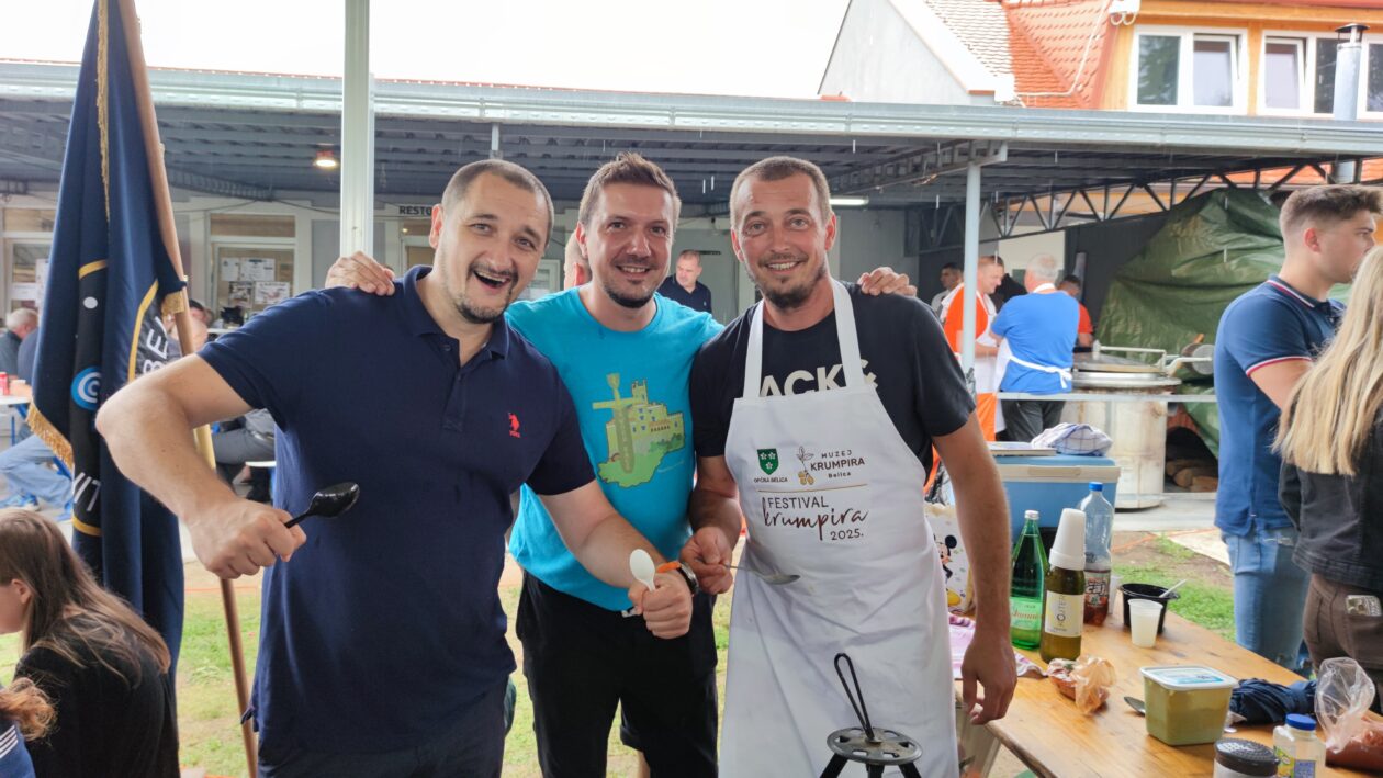 festival krumpira, kotlić (14)