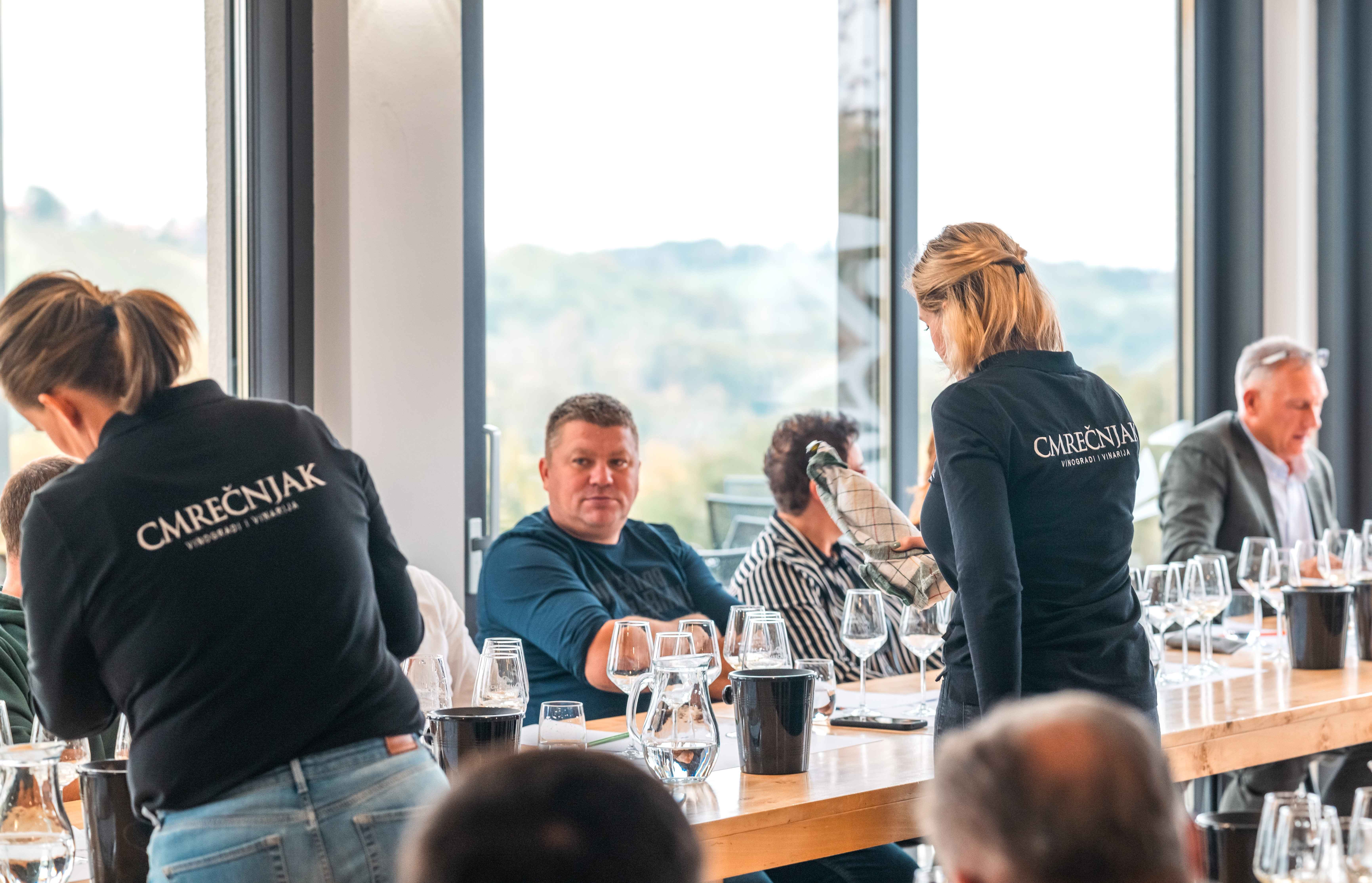 VRHUNSKA DEGUSTACIJA Pogledajte kako je bilo na međunarodnoj radionici vina