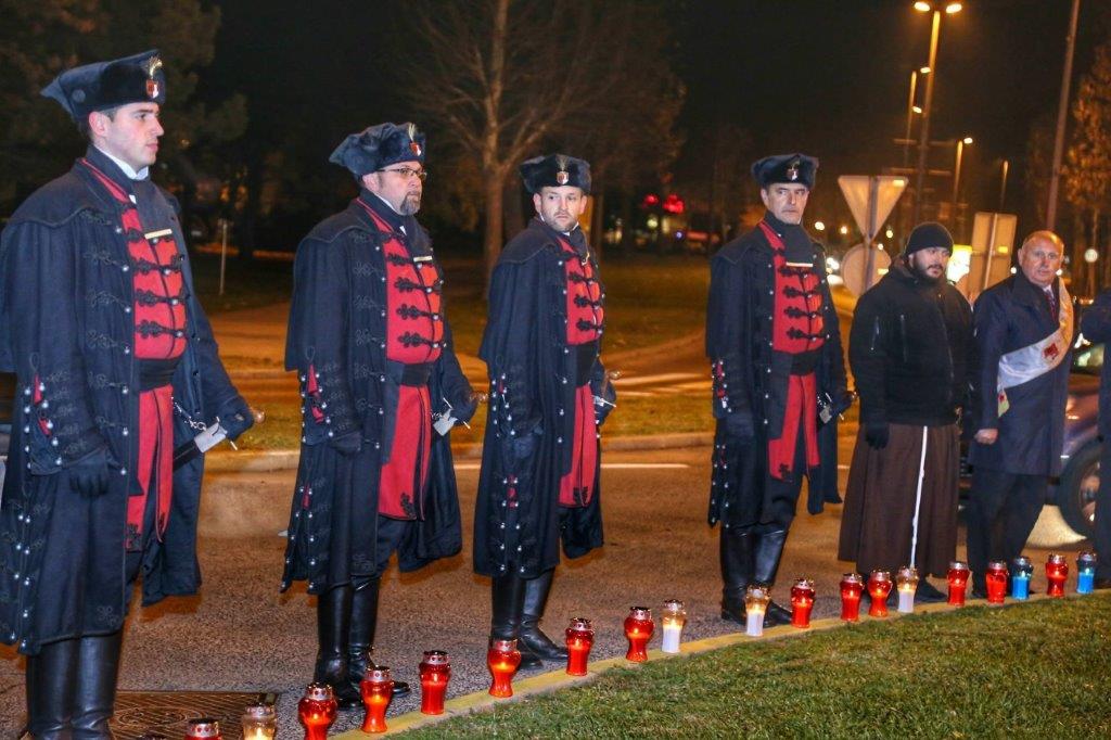 2375783810213511926729511135164