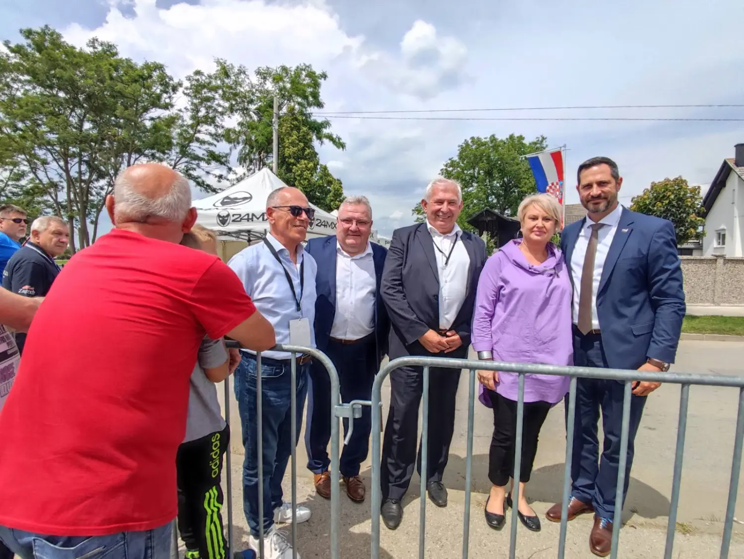 fletni i stekli,2024 (30) fletni i stekli,2024 (30)