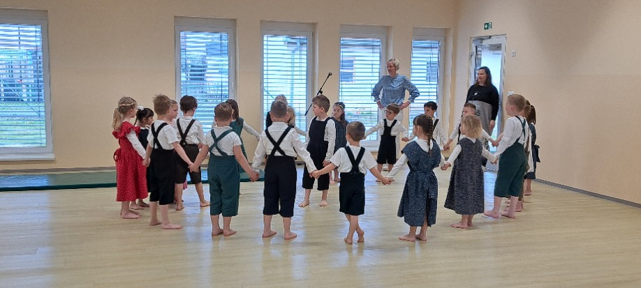 DV cvrčak PO stonoga