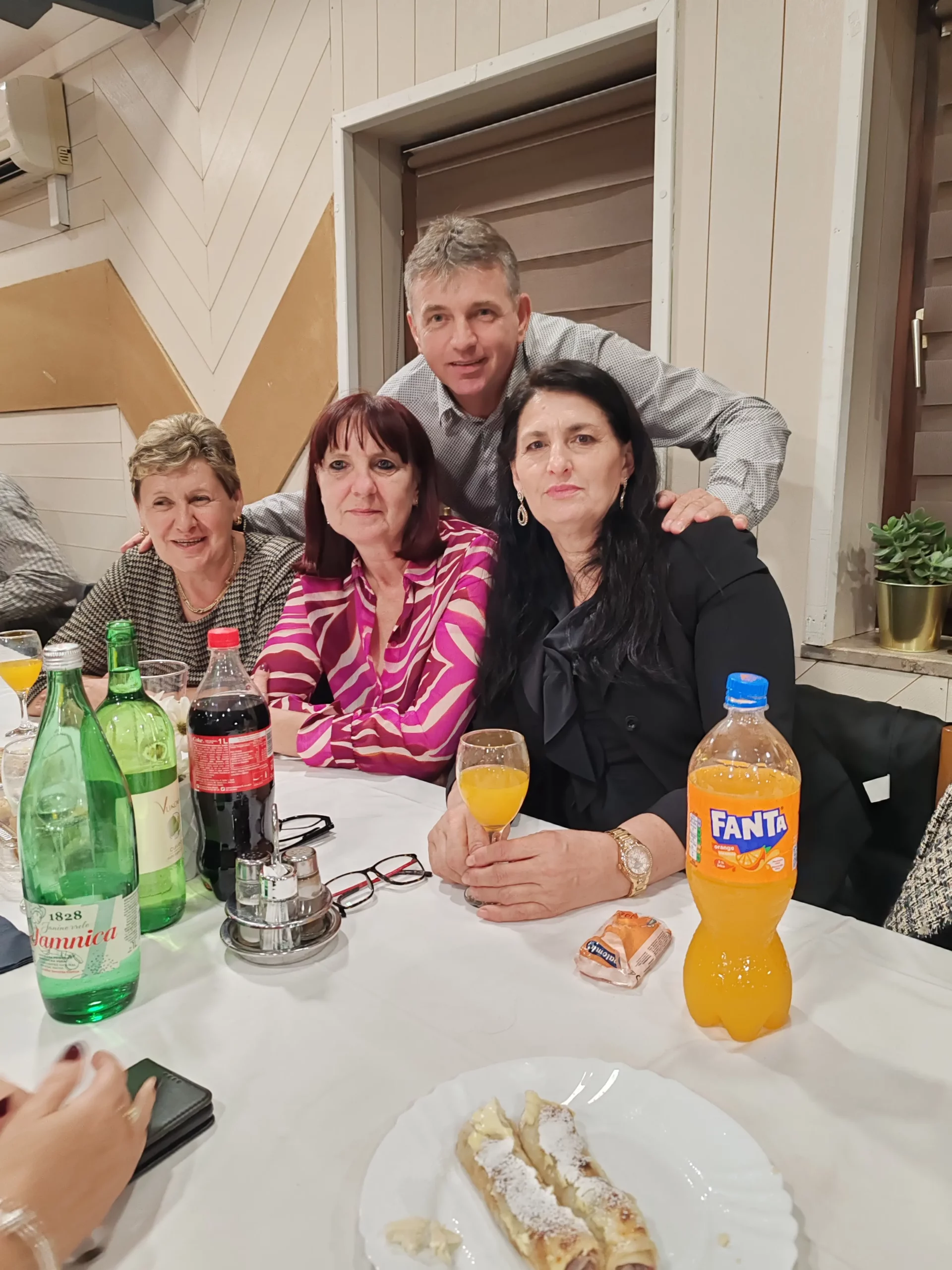 generacija 1969.70., domašinec,dekanovec,gardinovec (16) generacija 1969.70., domašinec,dekanovec,gardinovec (16)