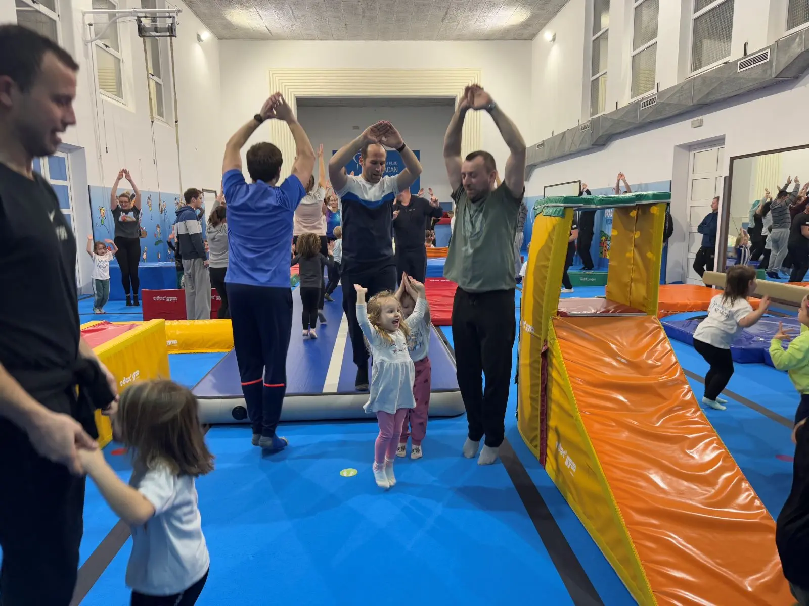 gimnastički specijal gk marijan macan (6) gimnastički specijal gk marijan macan (6)