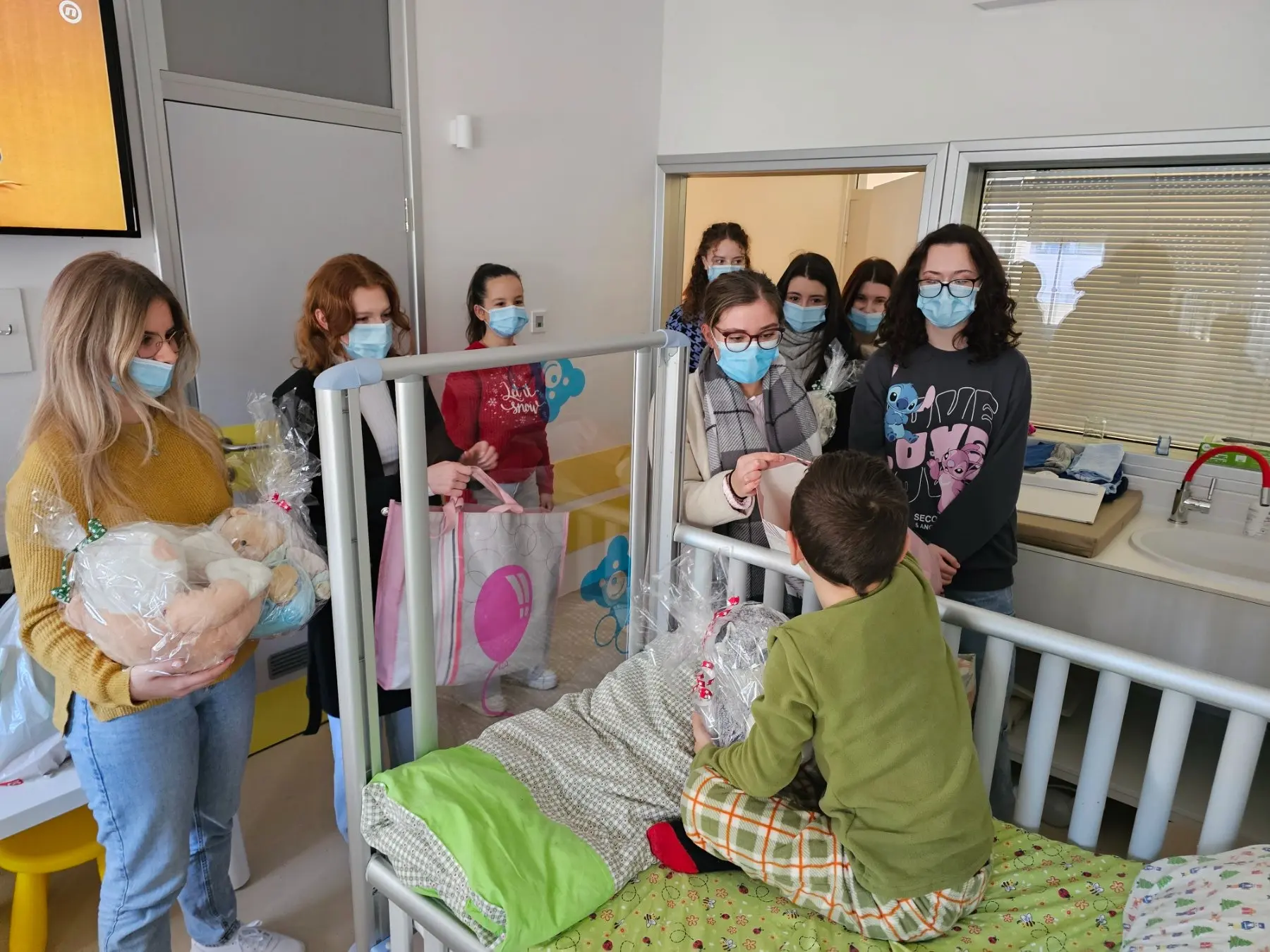 gimnazija josipa slavenskog bolnica (1) gimnazija josipa slavenskog bolnica (1)