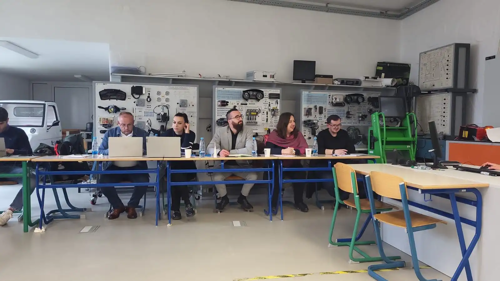 gospodarska škola, projekt, ljubljana (9) gospodarska škola, projekt, ljubljana (9)