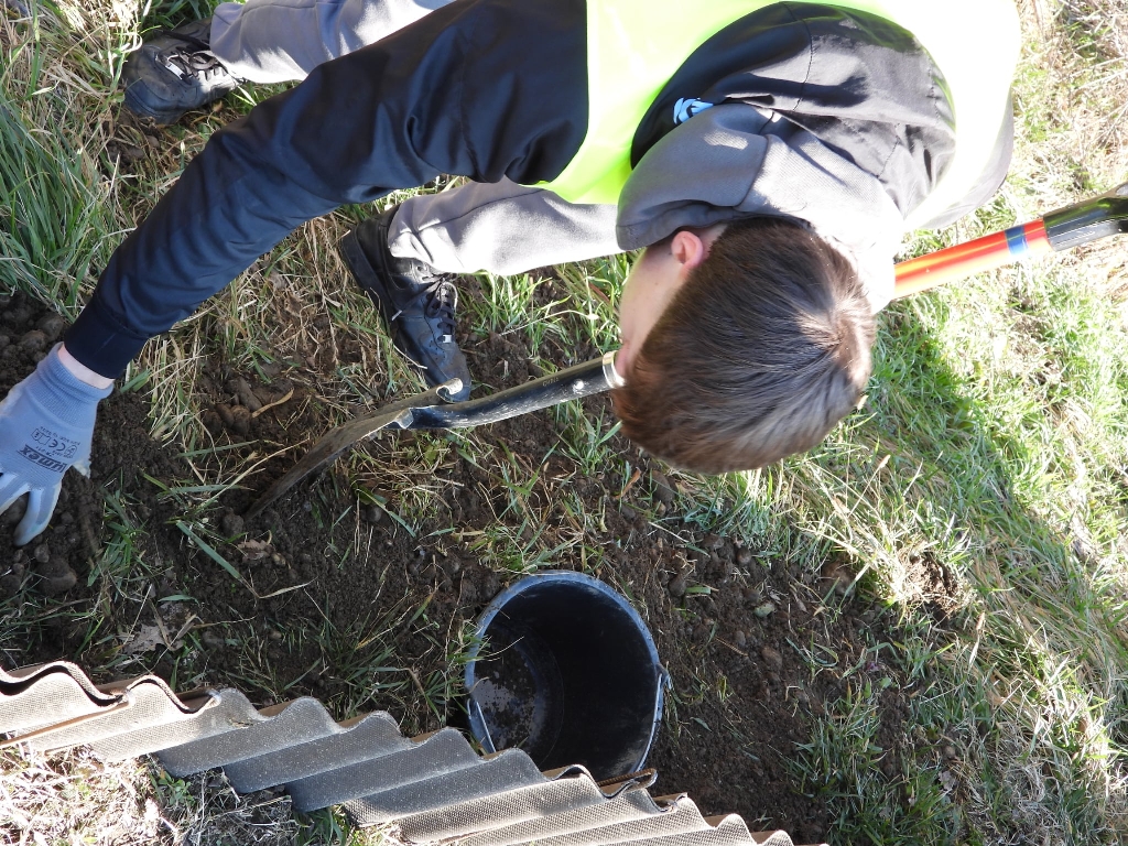 graditeljska škola čakovec akcija žabe na cesti (6) graditeljska škola čakovec akcija žabe na cesti (6)