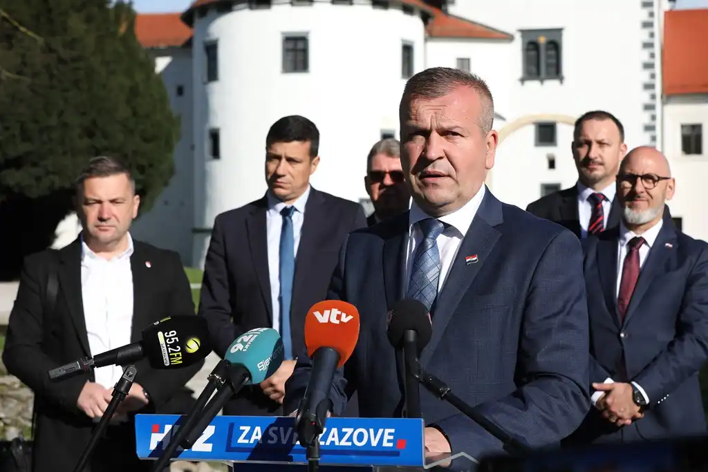 hdz i koalicijski partneri (3) (1) Anđelko Stričak