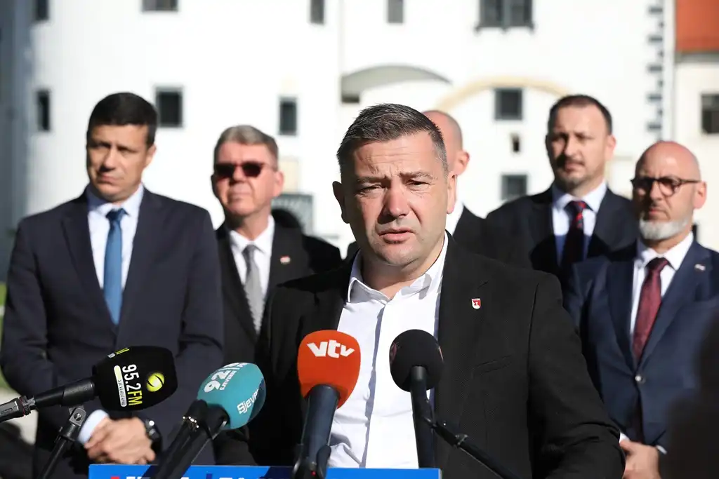 hdz i koalicijski partneri (8) hdz i koalicijski partneri (8)